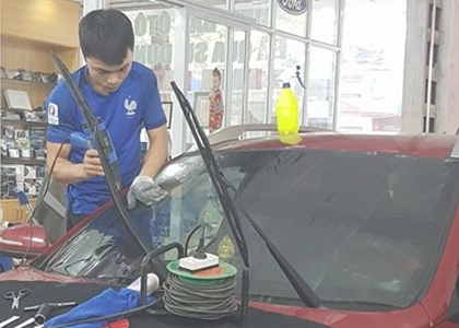 Sản phẩm Kính trước ô tô | kiếng trước xe hơi ô tô Dongben khác giá rẻ